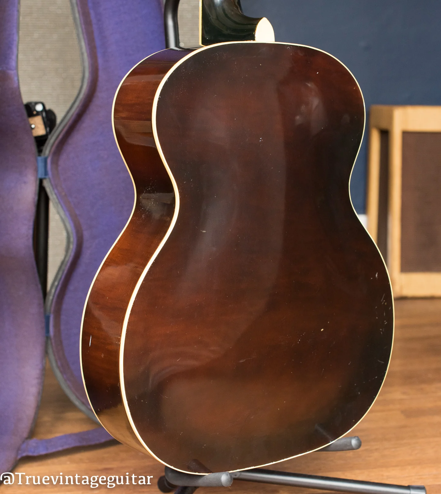 1951 Epiphone FT110 - Image 10