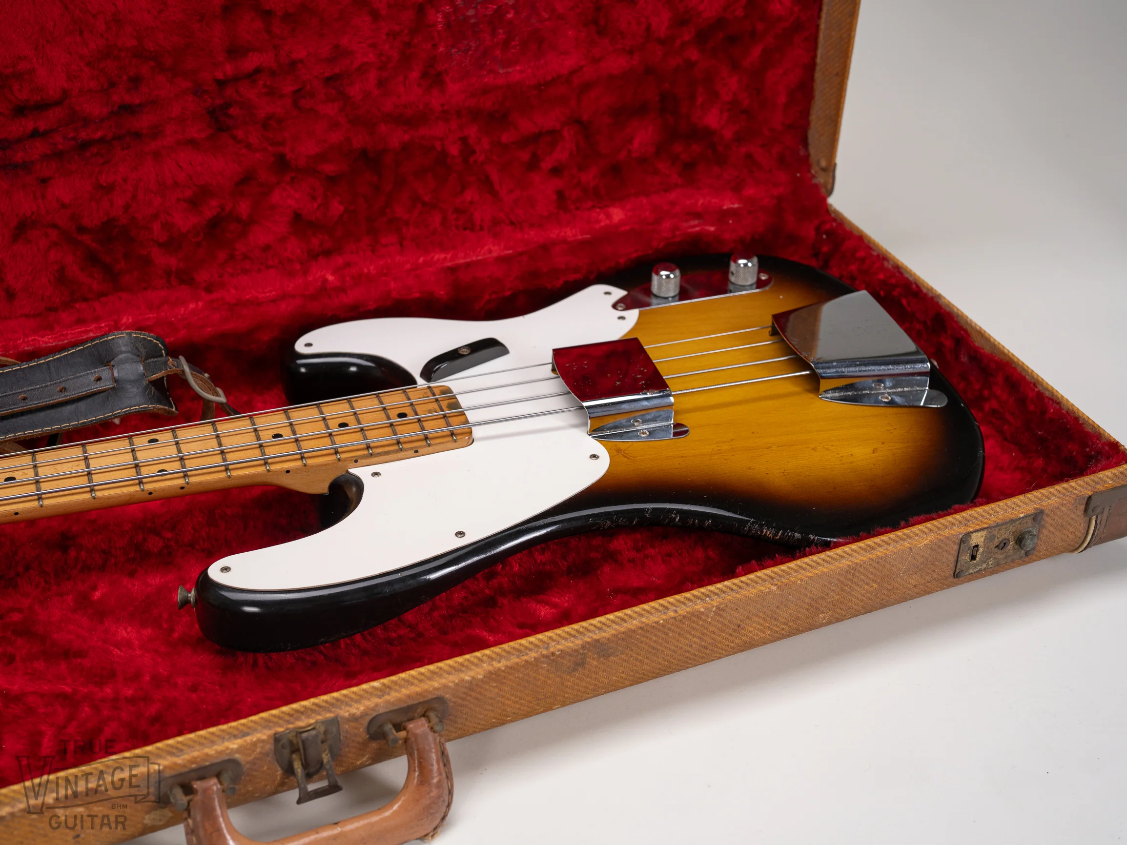 1957 Fender Precision Bass Sunburst - Image 21