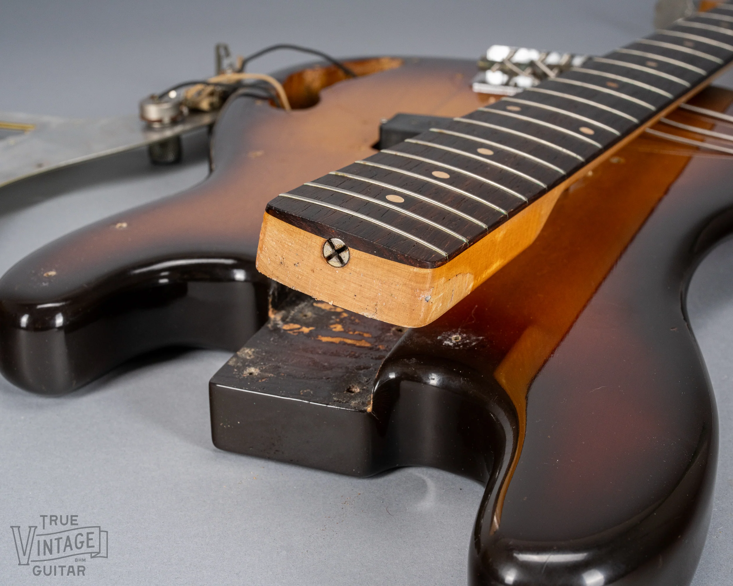 1959 Fender Precision Bass Sunburst Factory Mint Green Pickguard - Image 22