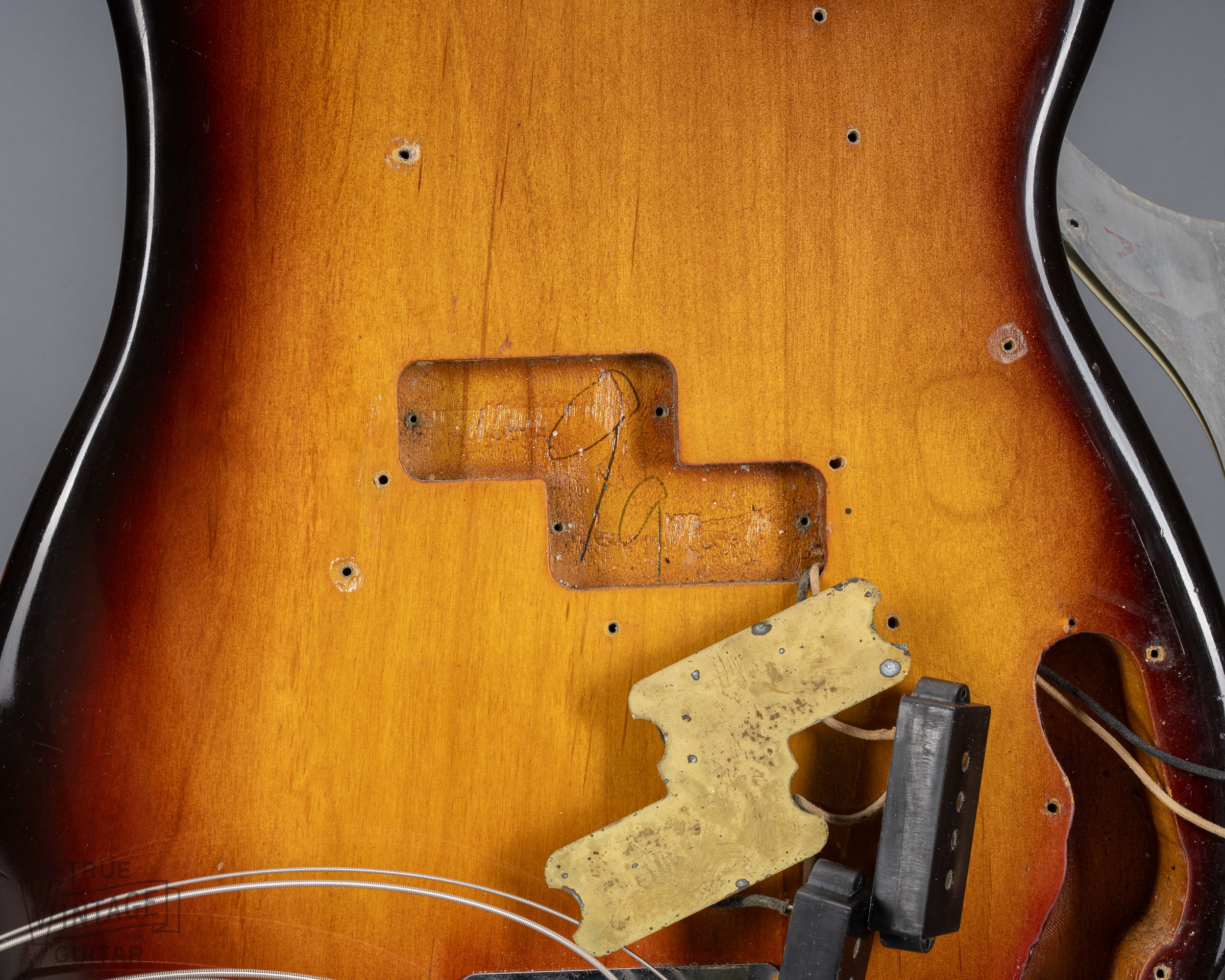 1959 Fender Precision Bass Sunburst Factory Mint Green Pickguard - Image 24