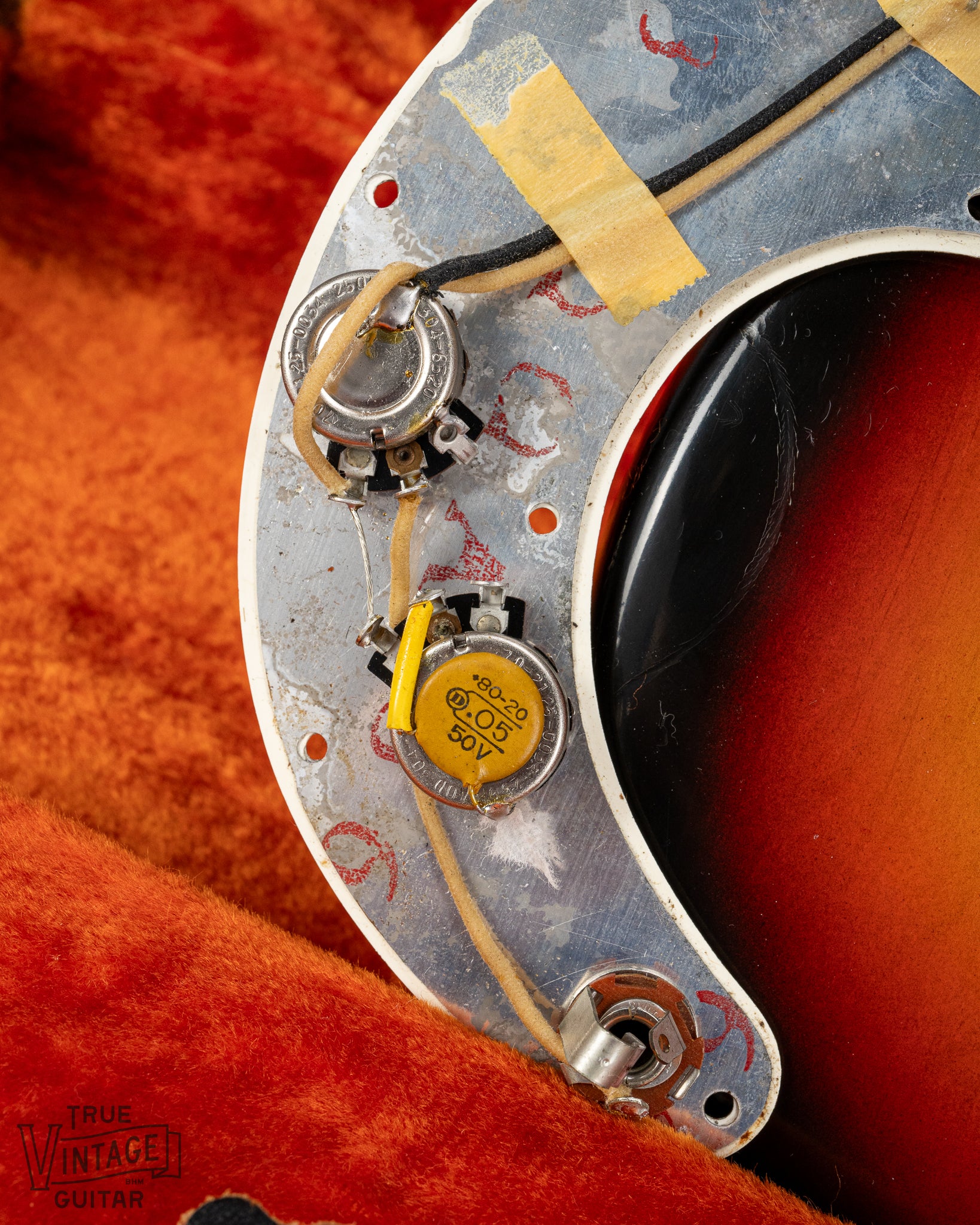 1965 Fender Electric Mandolin Sunburst - Image 13