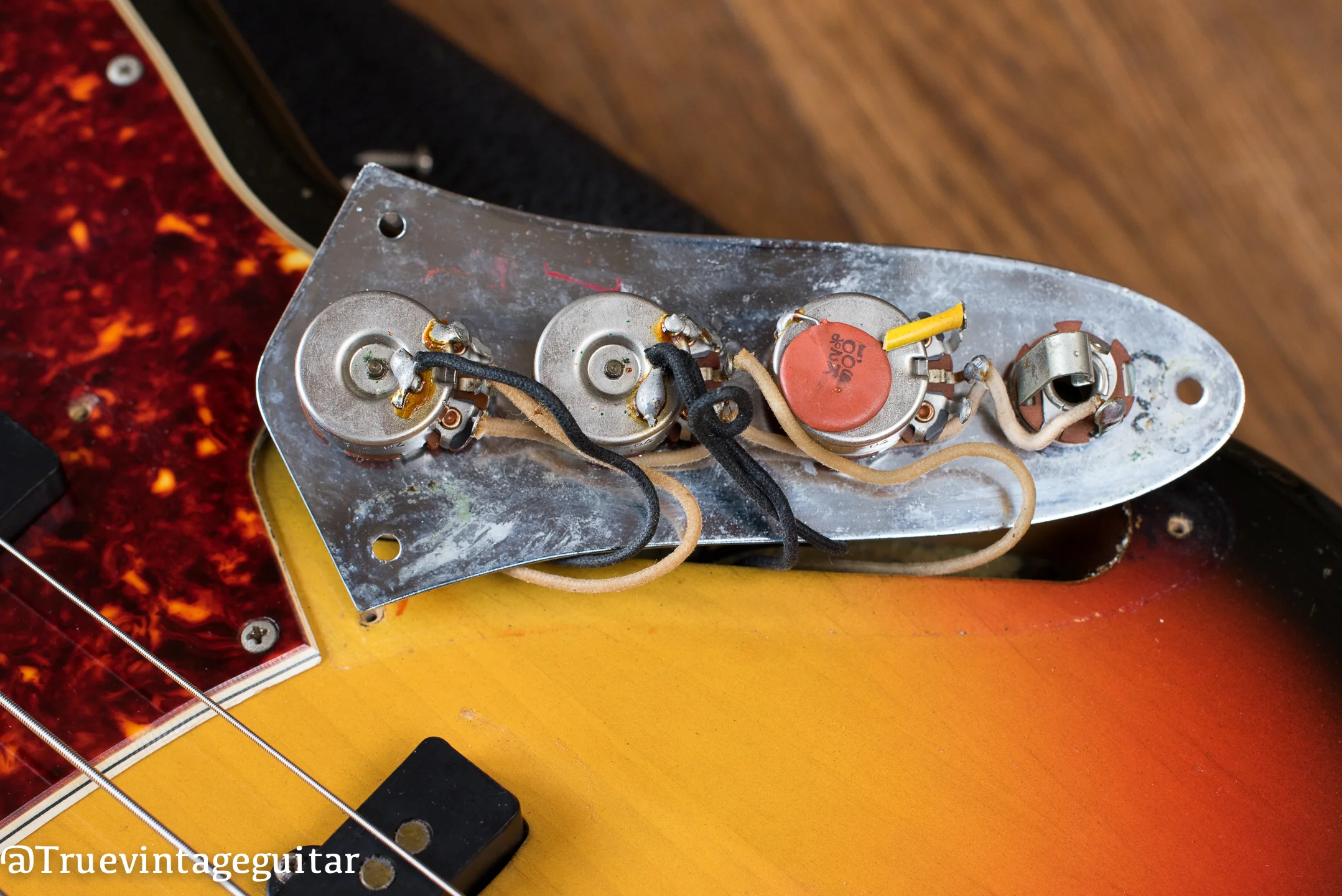 1965 Fender Jazz Bass - Image 20