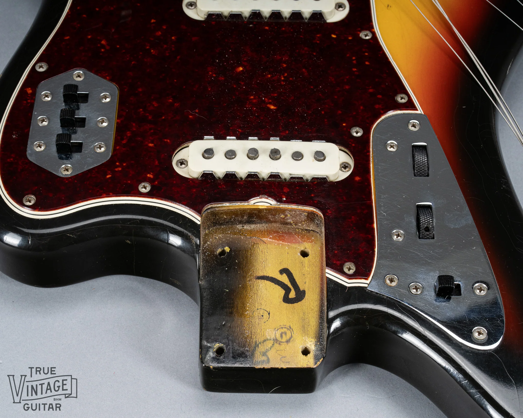 1966 Fender Jaguar Sunburst - Image 15