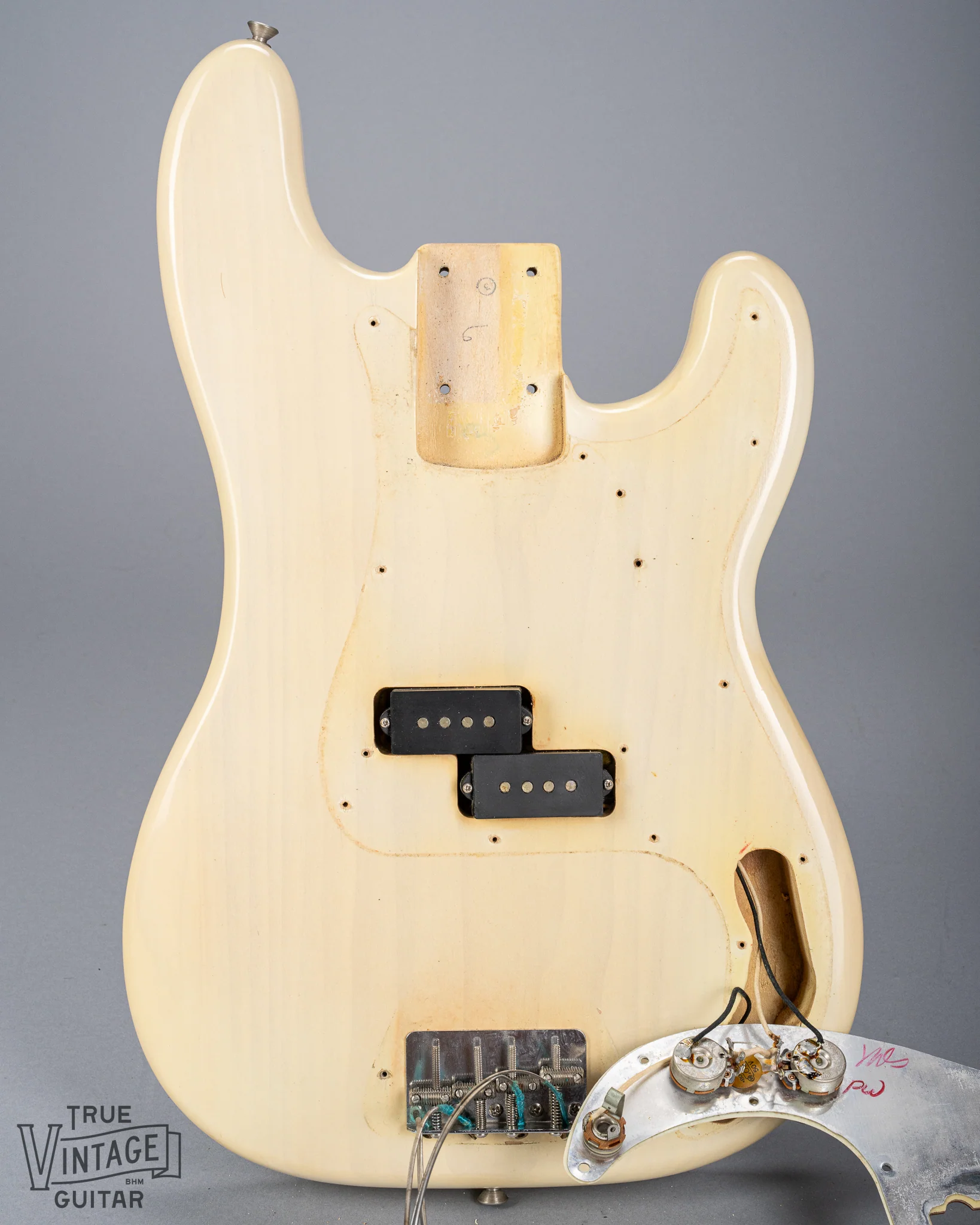 1966 Fender Precision Bass Blond - Image 15