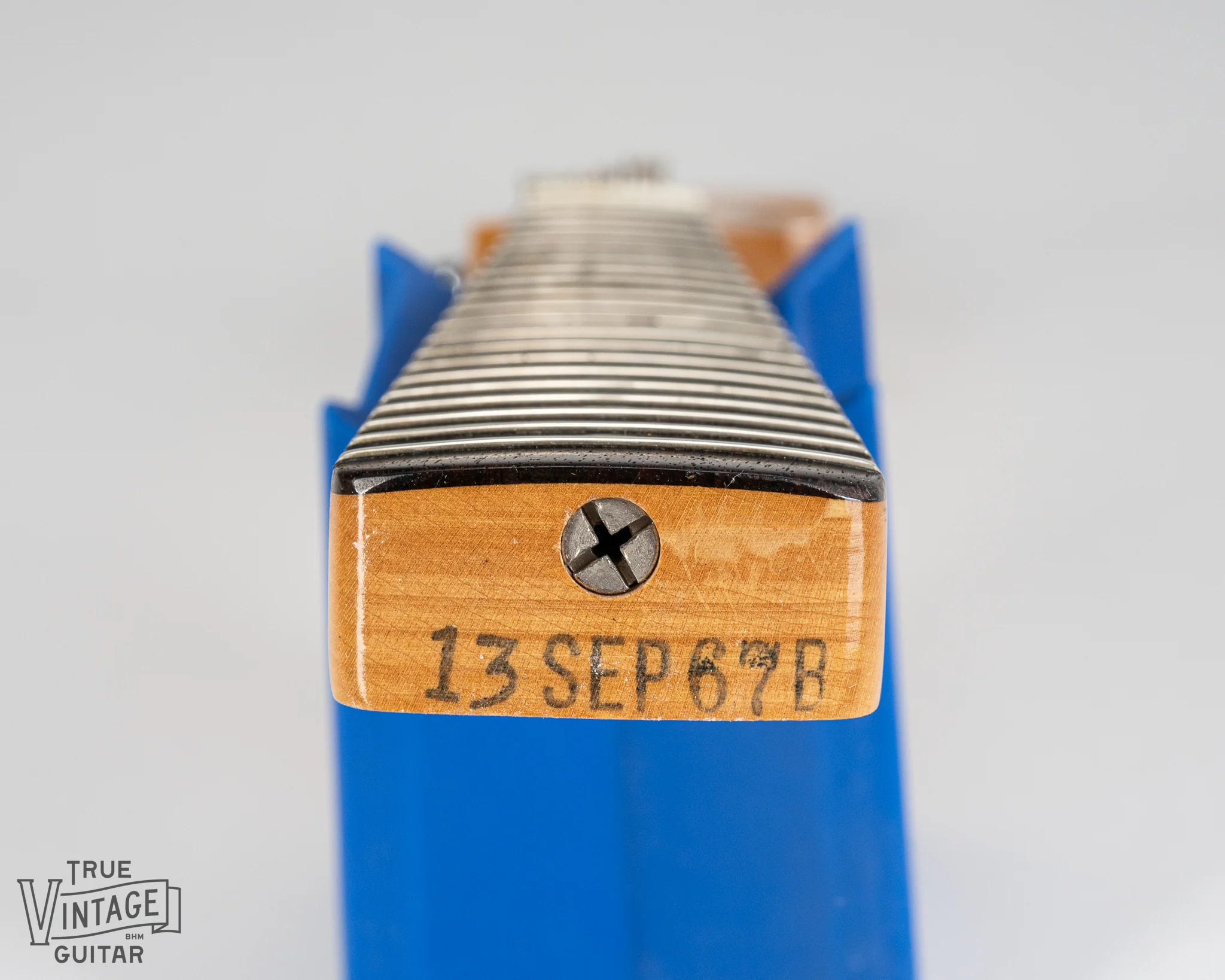 1967 Fender Stratocaster Sunburst Tortoise Shell Pickguard - Image 18