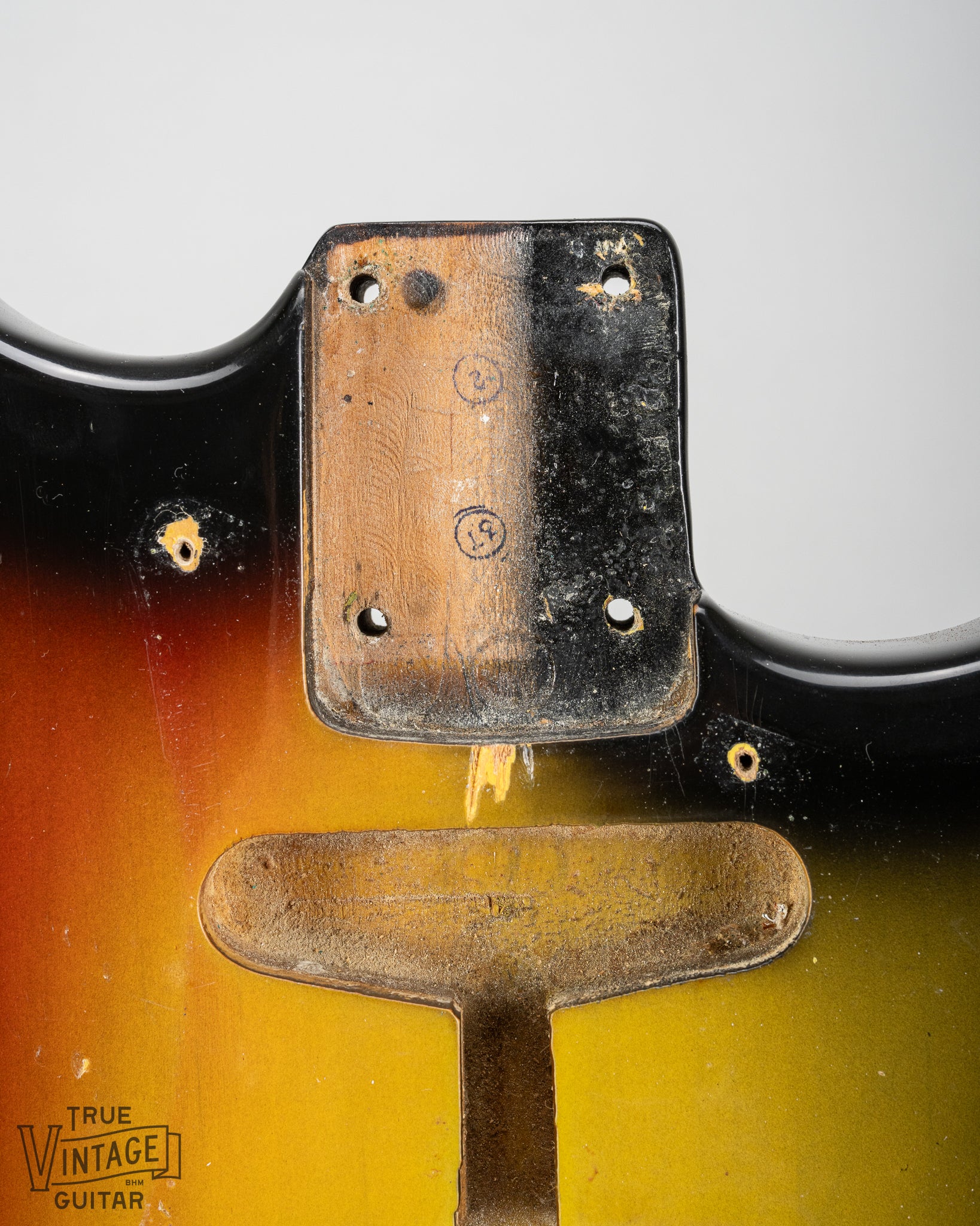 1967 Fender Stratocaster Sunburst Tortoise Shell Pickguard - Image 21