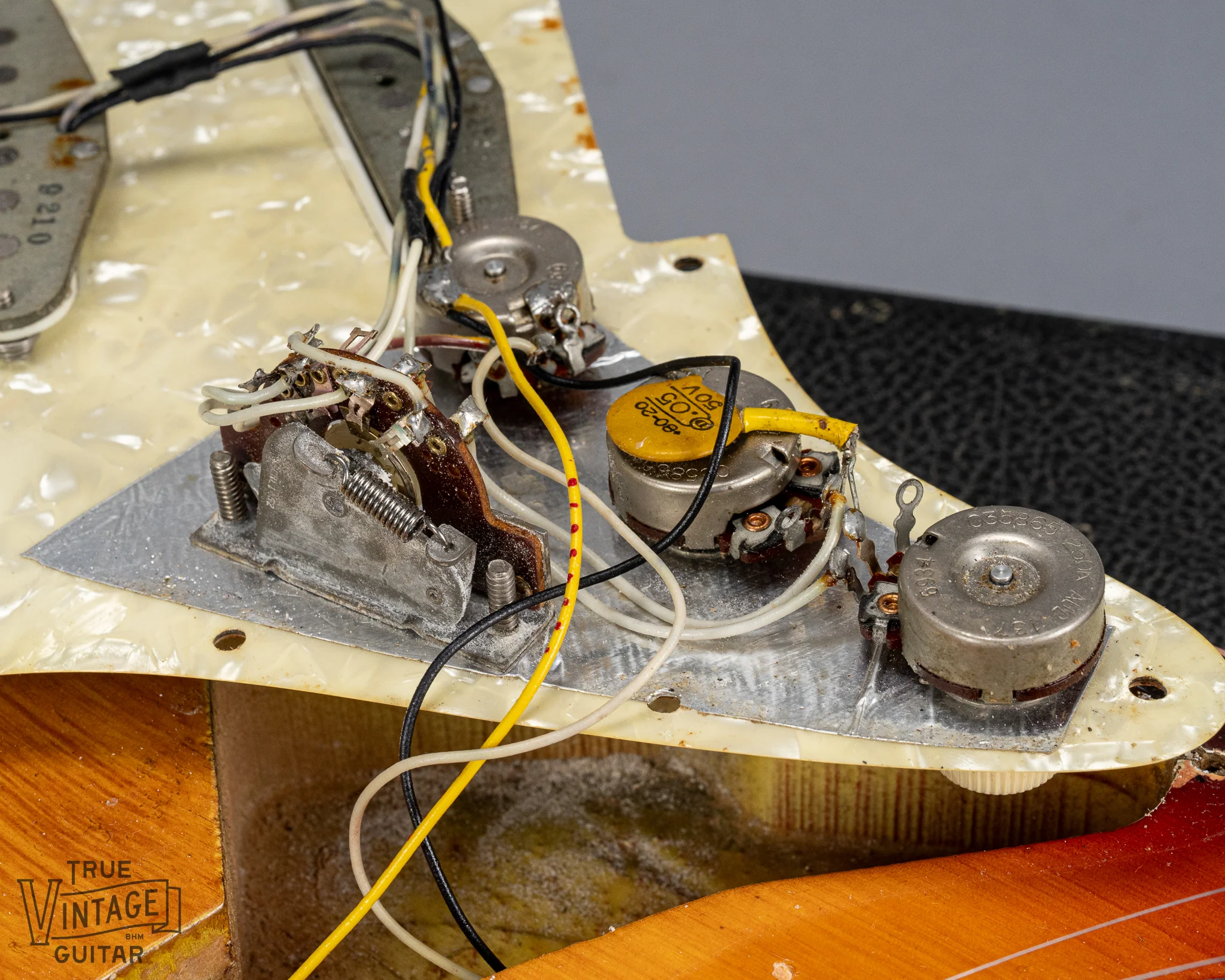 1970 Fender Stratocaster Faux Burst - Image 18