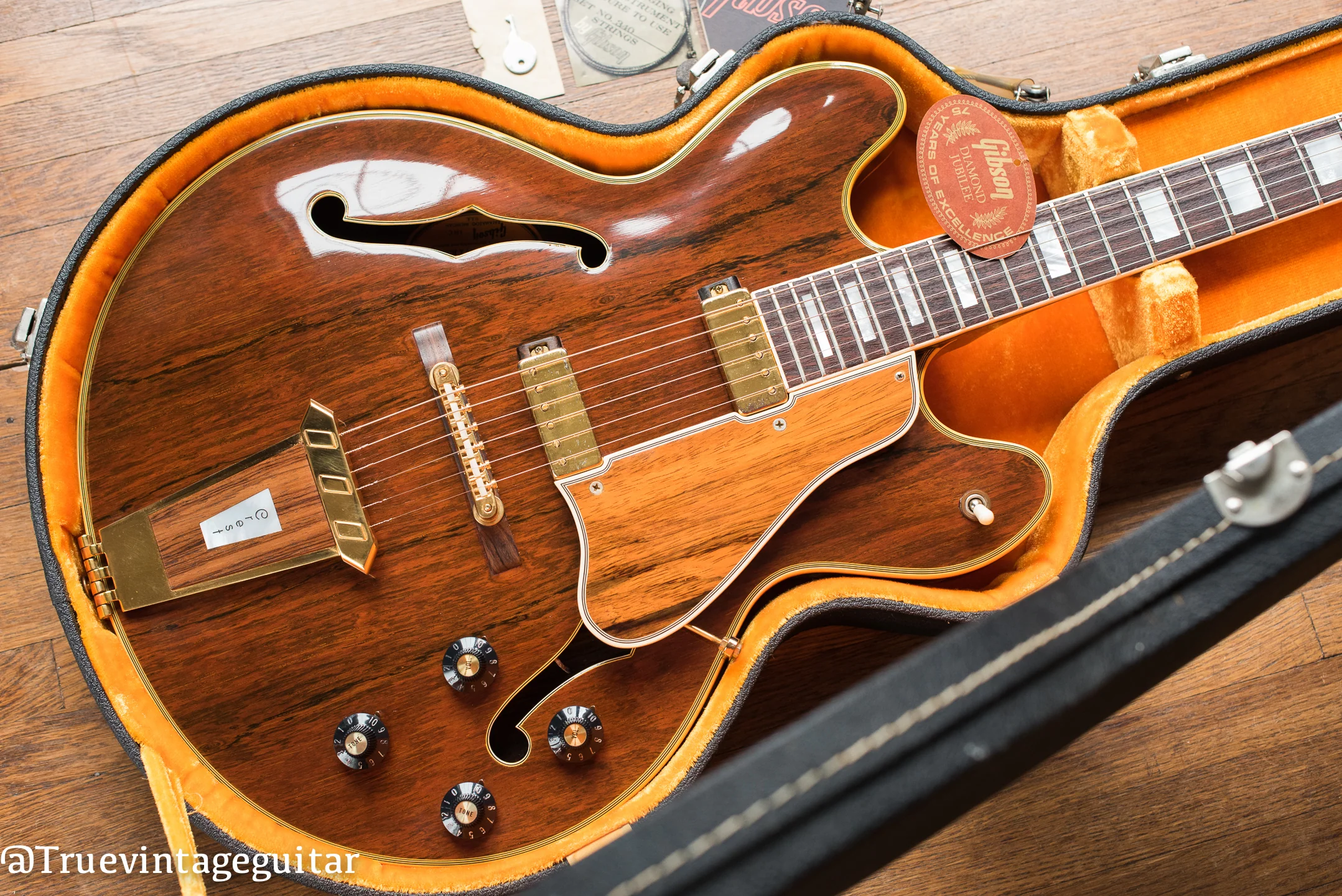 1970 Gibson Crest Gold - Image 13