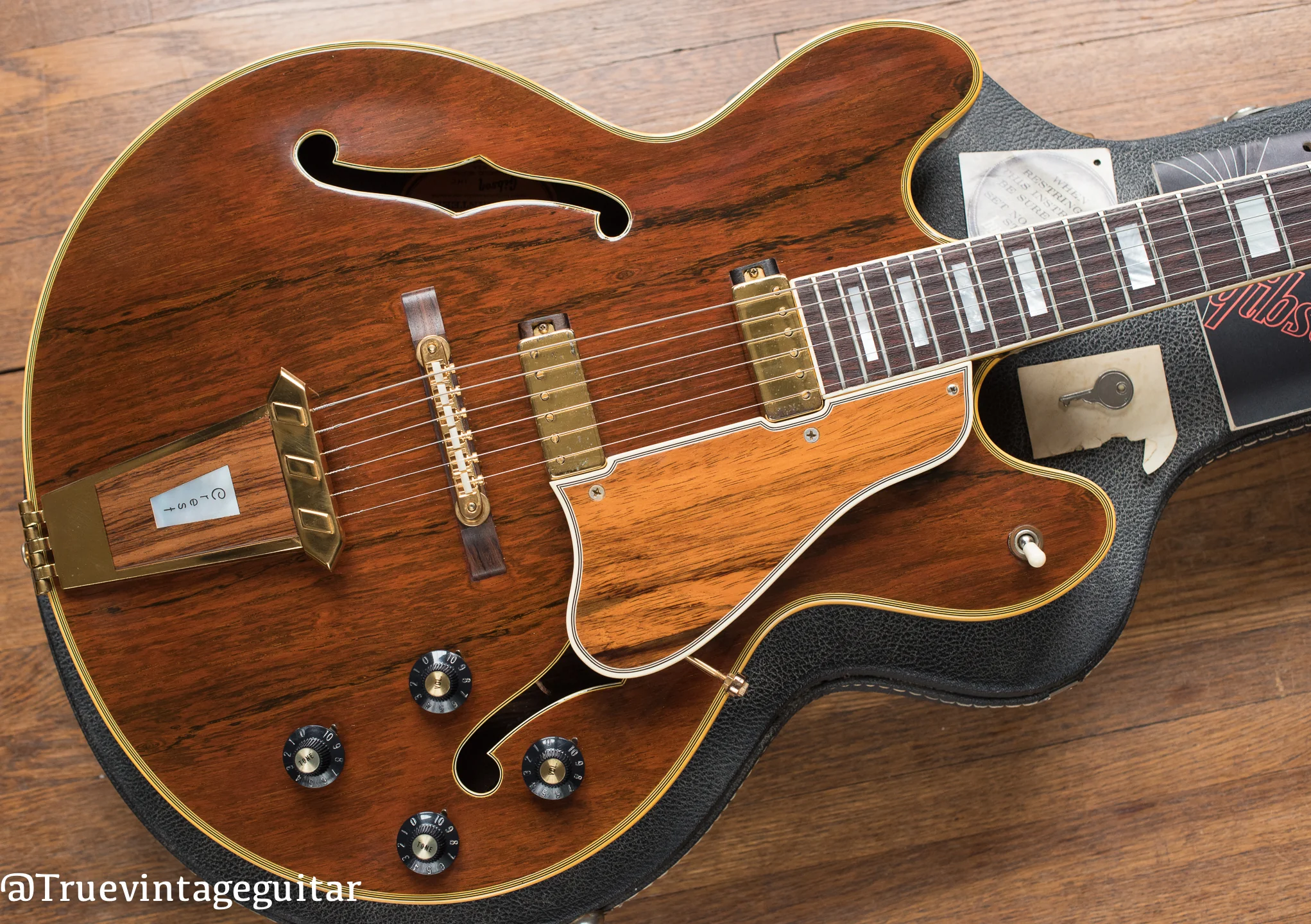 1970 Gibson Crest Gold - Image 16