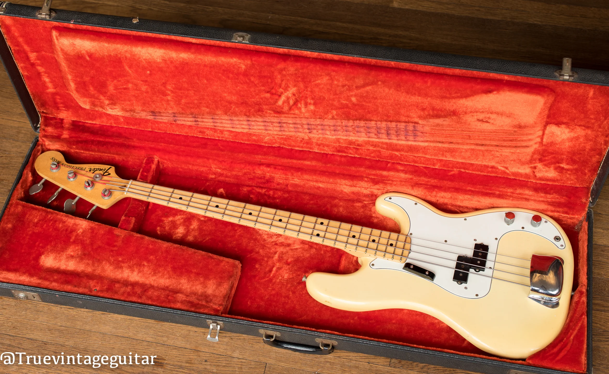 1976 Fender Precision Bass Olympic White Narrow Nut - Image 17