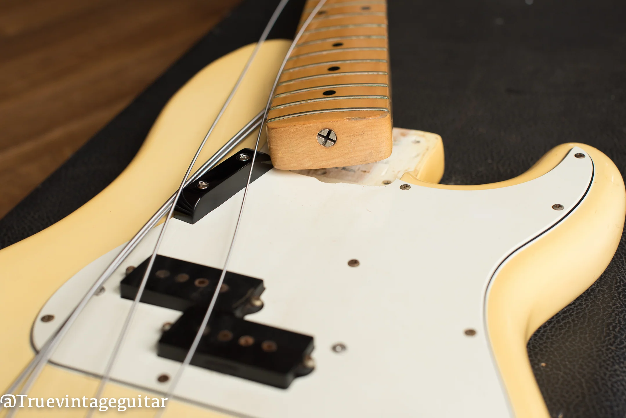 1976 Fender Precision Bass Olympic White Narrow Nut - Image 20